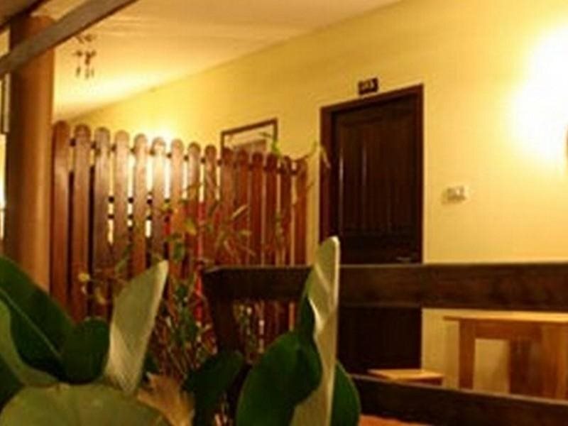 Прачуапкхирикхан: OYO 1124 Sinaree Resort