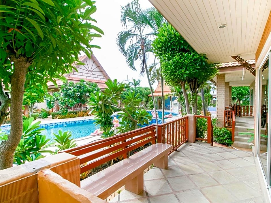 Хуахин: Capital O 961 Baan Dow Chompoo Resort