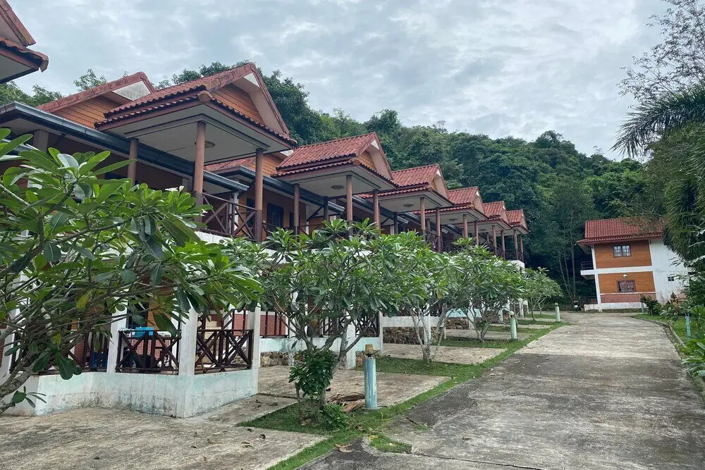 Ко Чанг: OYO 1144 Baan Phu Resort
