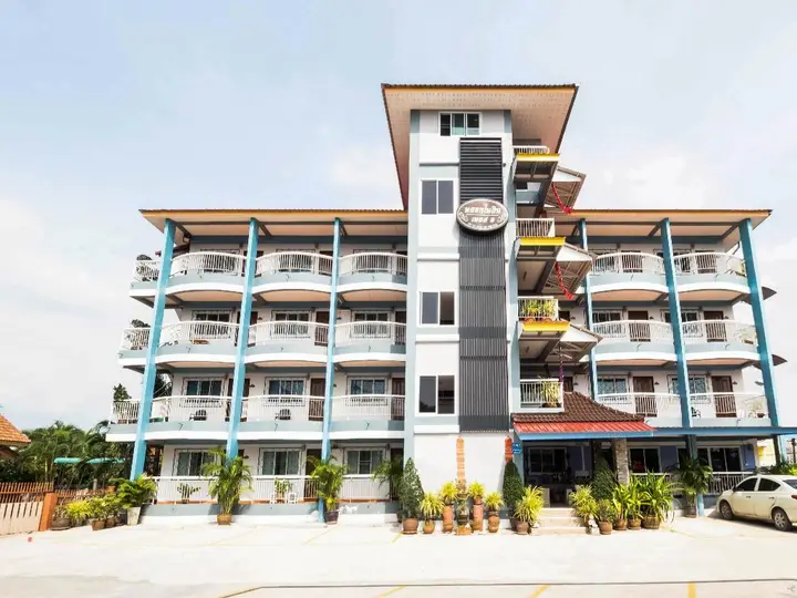 Паттайя: OYO 1157 Ploy Pailin Place