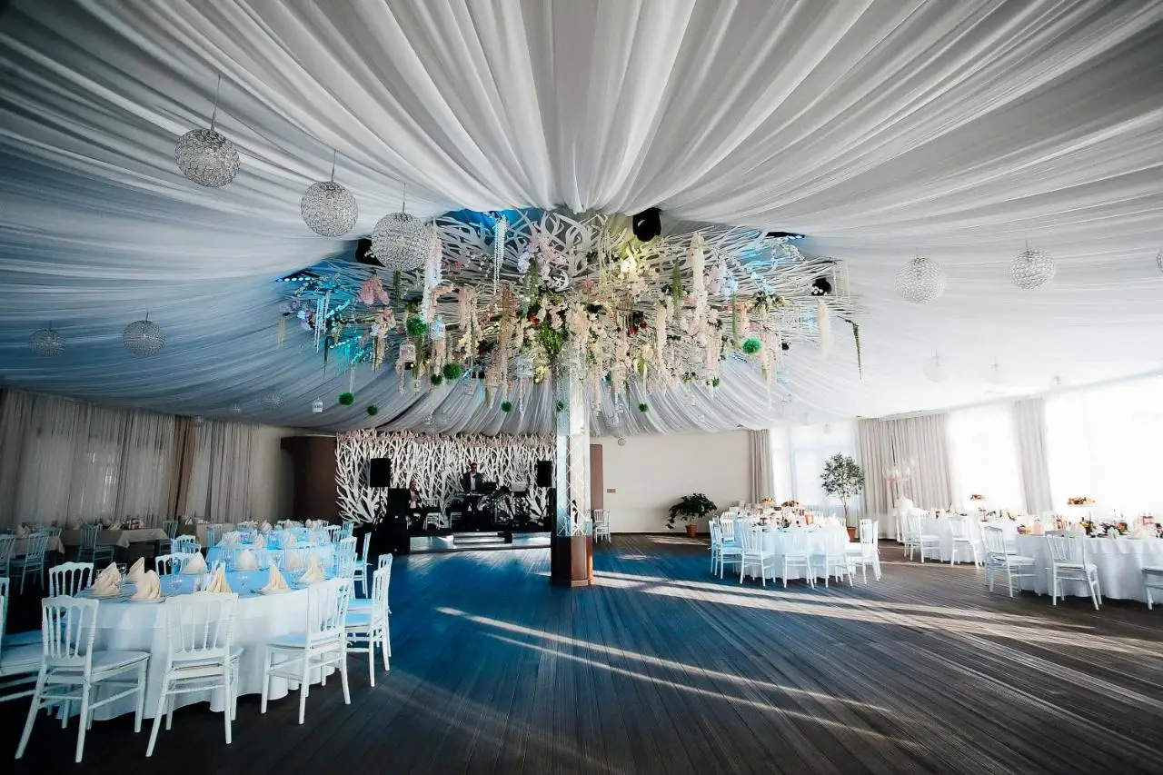 carousel image 0