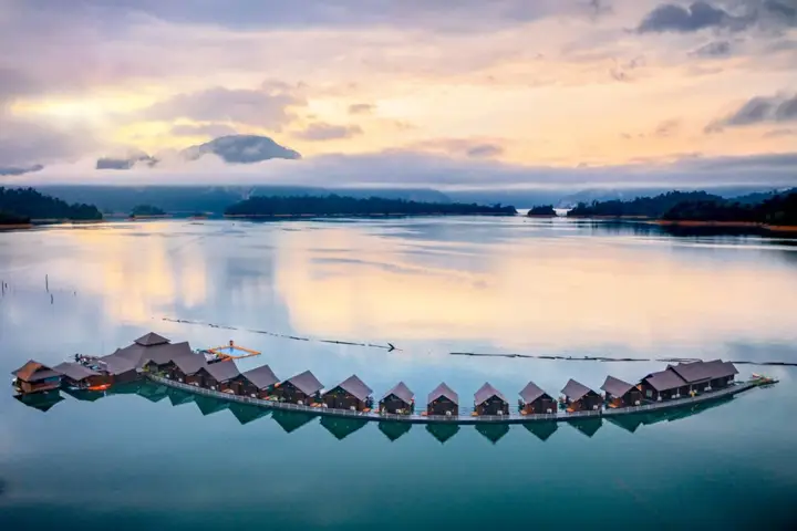 Кхао Пхан: Отель 500Rai Floating Resort - Khao Sok National Park