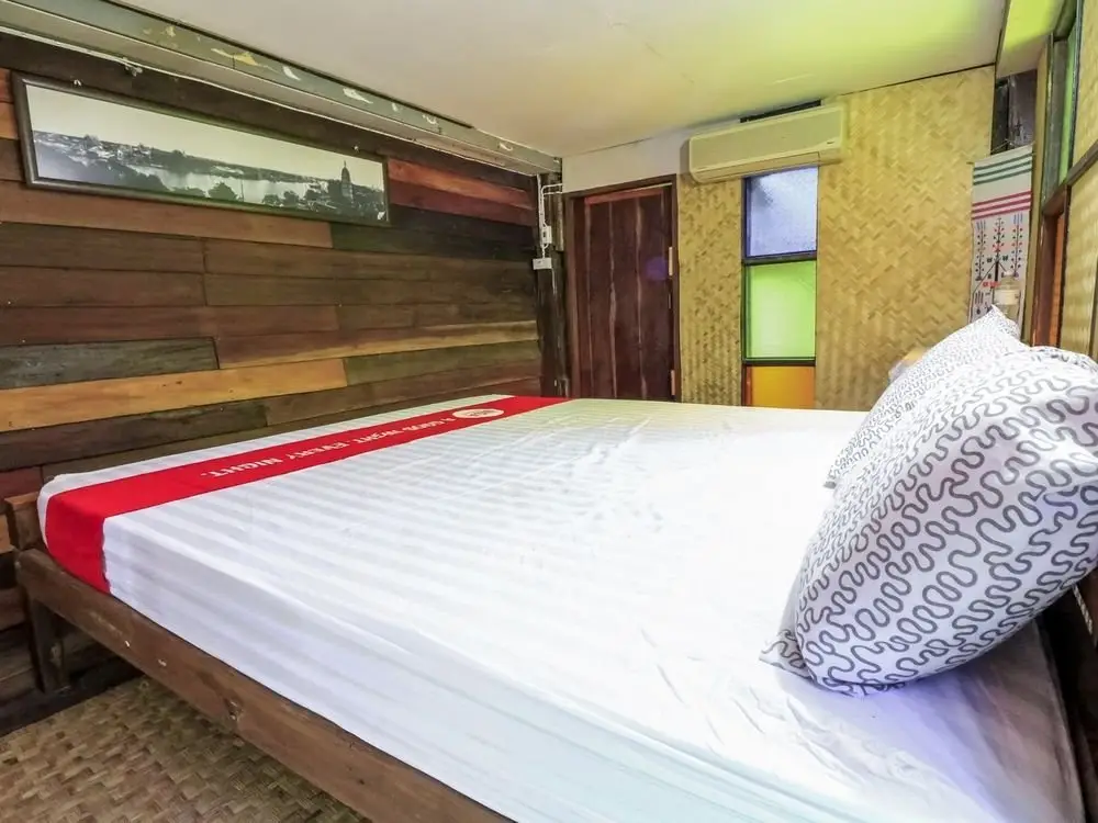 Чом-Тонг: Nida Rooms Banluang Prathat 84