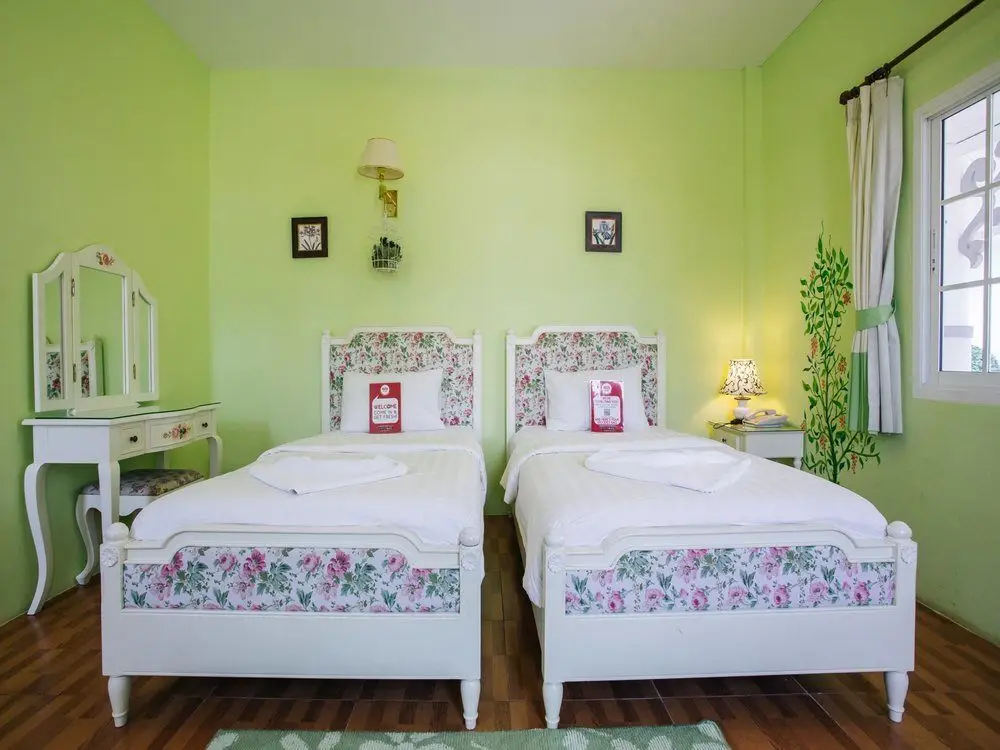 Сураттхани: Nida Rooms Chonkasem 110 Submarine