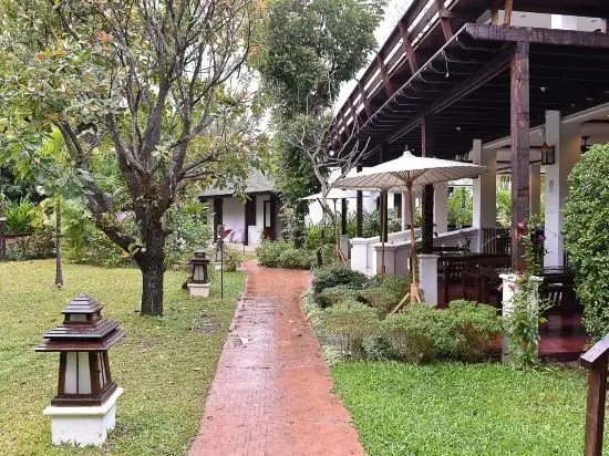 Ханг Донг: Nida Rooms Hang Dong 123 Floral Garden