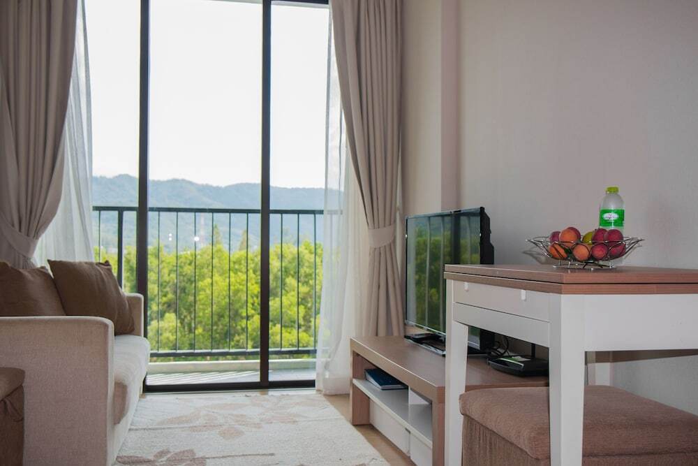Тхаланг: Zcape 2 Condominimum
