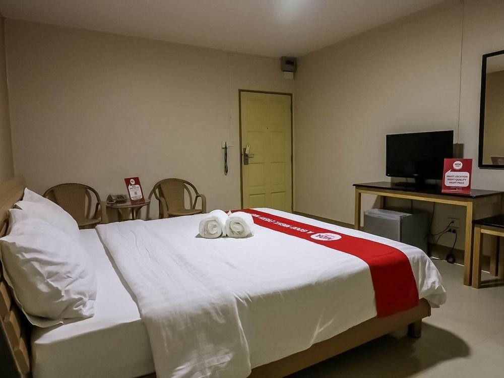 Бангкок: Nida Rooms Chateau Inthamara 22