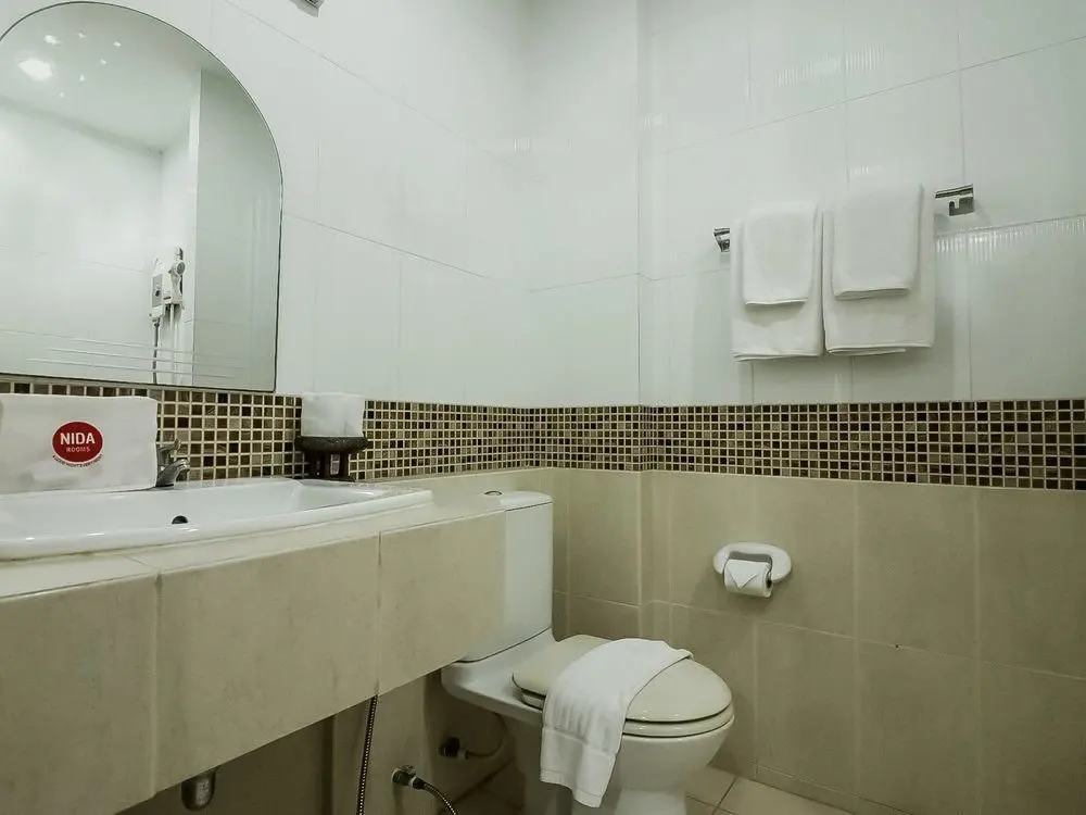 Бангкок: 乌尼可诗娜卡琳公寓(Unico Srinakarin Residence)