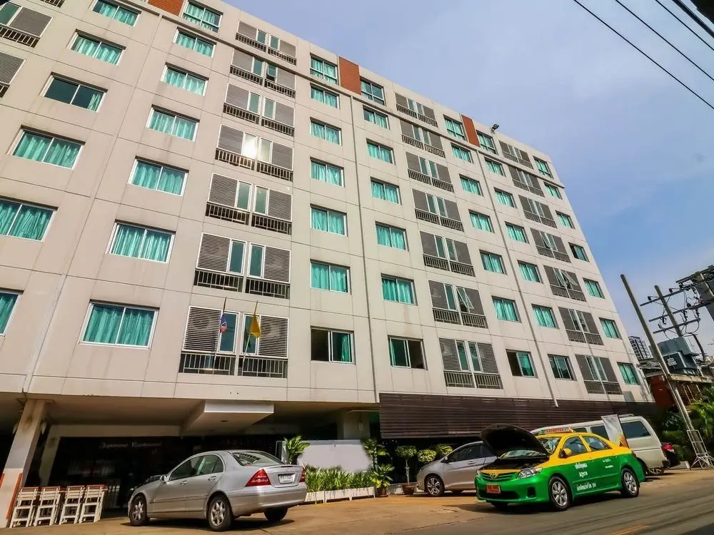 Бангкок: Nida Rooms Asoke 502 Subway