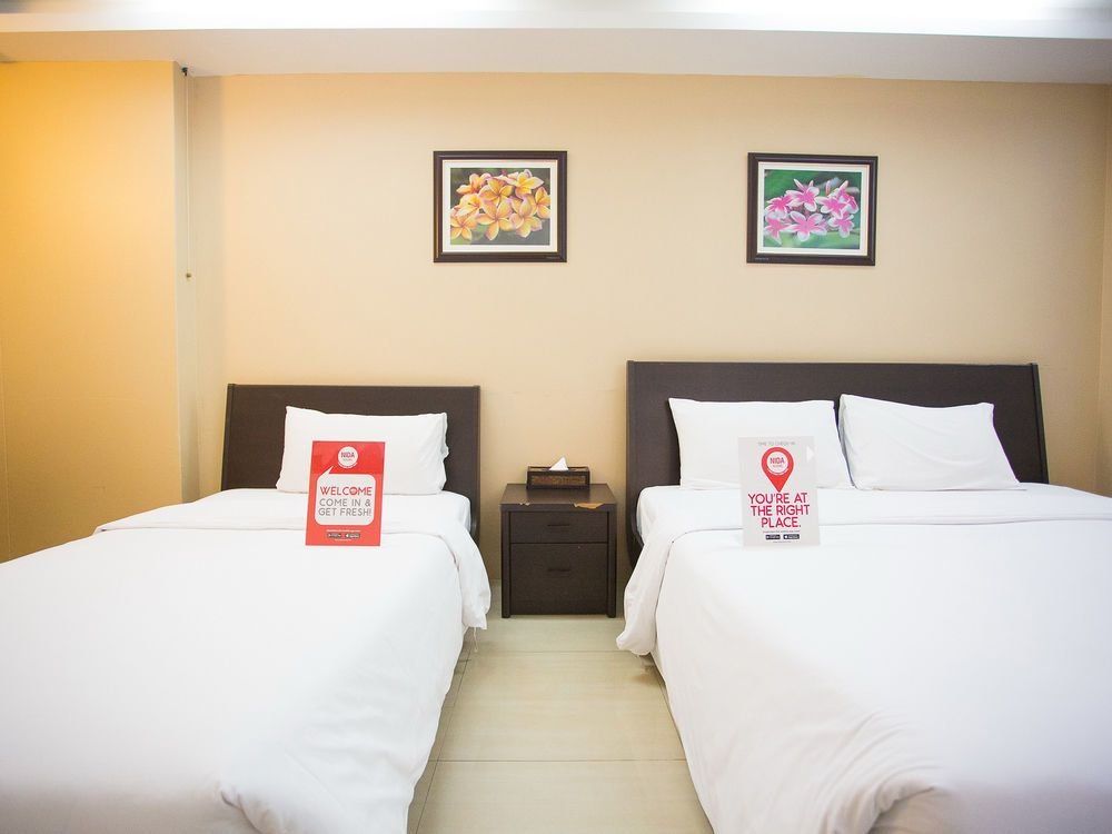 Бангкок: Nida Rooms Asoke 502 Subway