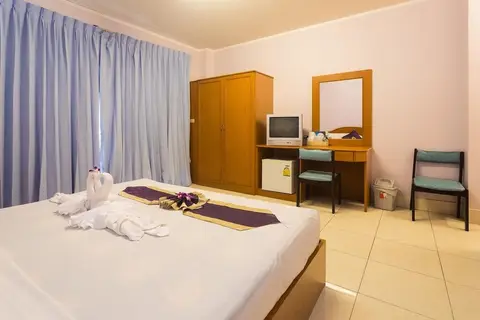 Room in Guest Room - Guesthouse Belvedere - Beautiful Apartment, 10 Minutes From the Beach — фото 1