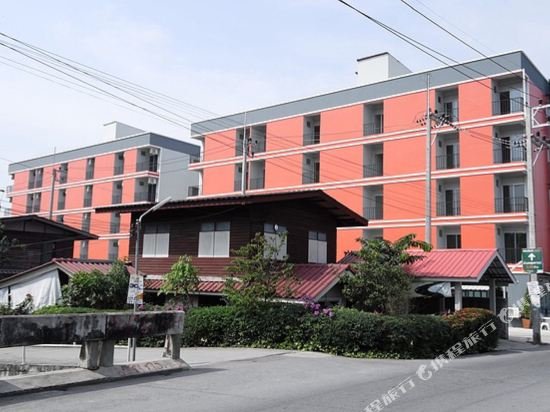 Сам-Пхран: V P Place Apartment