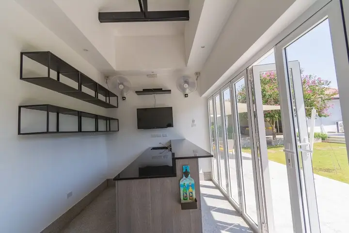 Хуахин: Luxury 5 Bedroom Pool Villa Amrahs