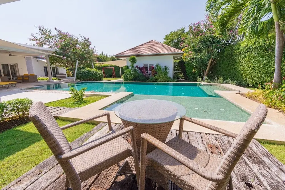 Хуахин: Luxury 5 Bedroom Pool Villa Amrahs