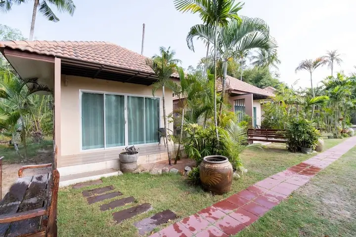 Паттайя: OYO Kanum Kanoon Resort