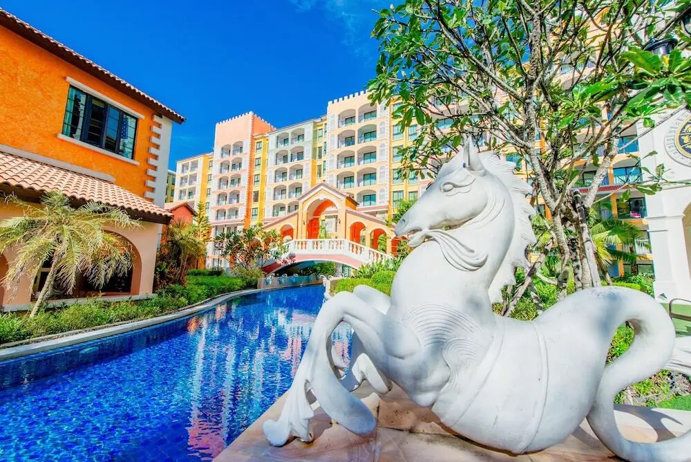 Venetian Signature Condo Resort Pattaya By Whispering — фото 1
