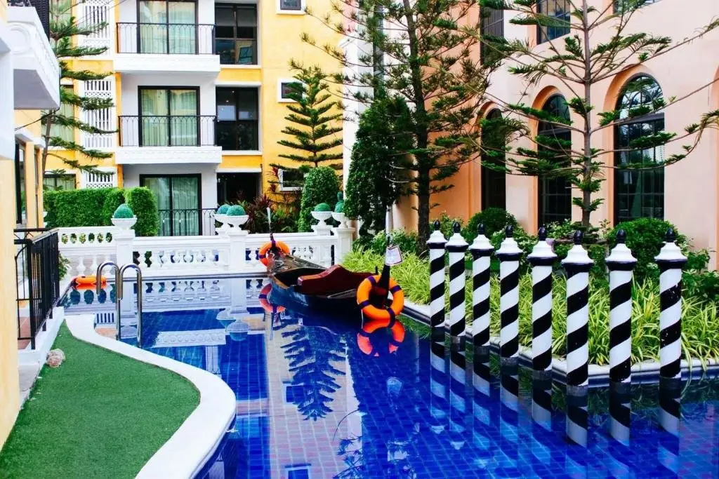 На Чом Тхиан: Venetian Signature PoolAccess Resort Jomtian Pattaya