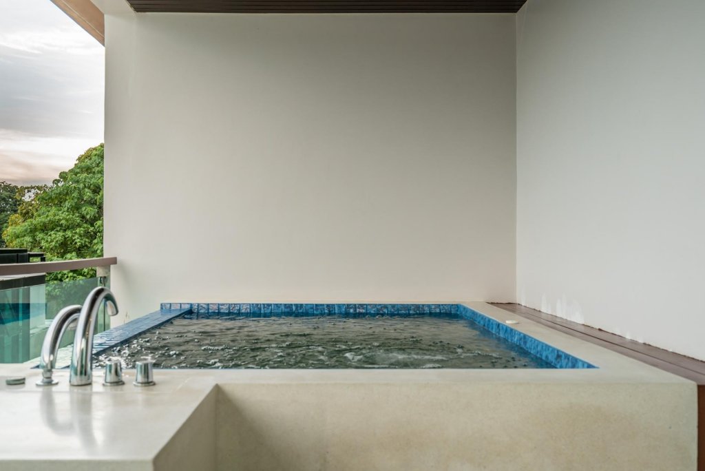 Кату: Privilege A1- Private pool sea view apartment on Kalim bay
