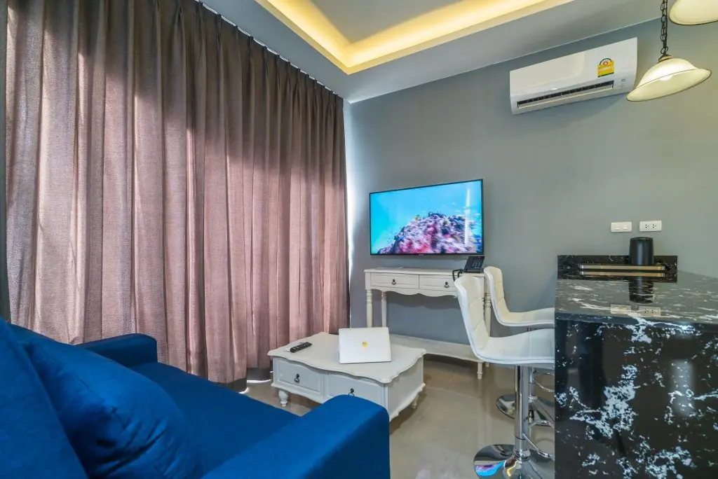 Тхаланг: Palmyrah Surin - Brand new Luxury Condo C209
