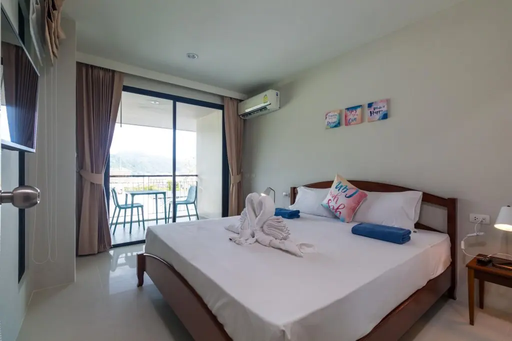 Кату: U606 - Convenient Patong Apartment for 3 People With Pool and gym