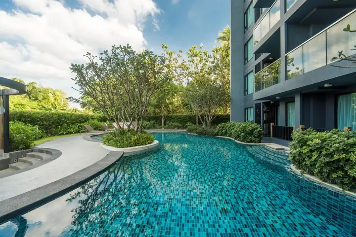 Тхаланг: Aristo 521 - Brand new Studio Close to Beach 3 Pools