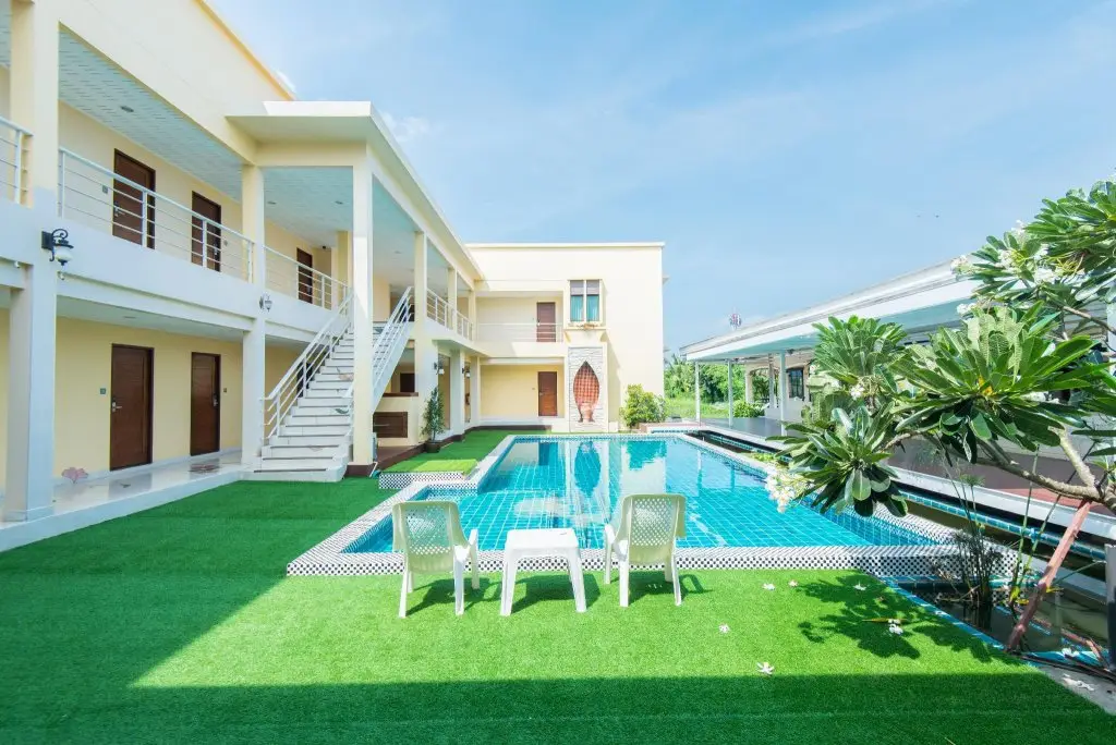 Самутсонгкхрам: Baan Talay See Cream Resort