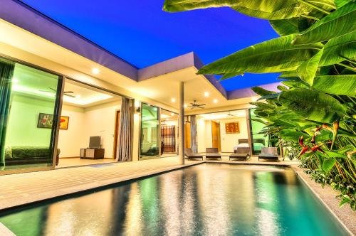 Муанг: Irina Pool Villa at Rawai