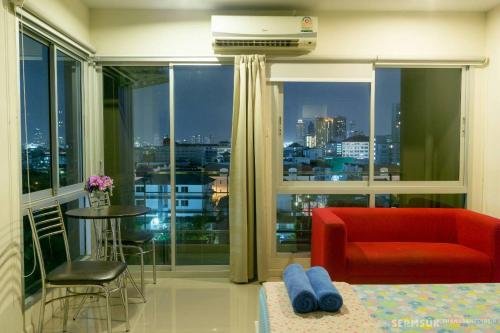 Бангкок: Right Place Sathorn