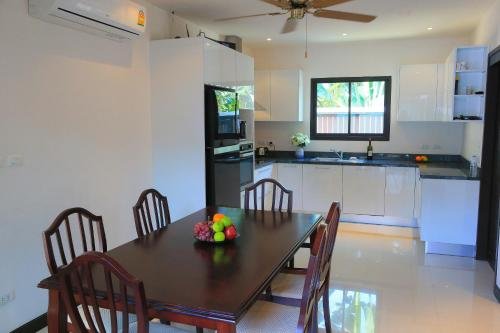 Муанг: Naiharn Beach Villa