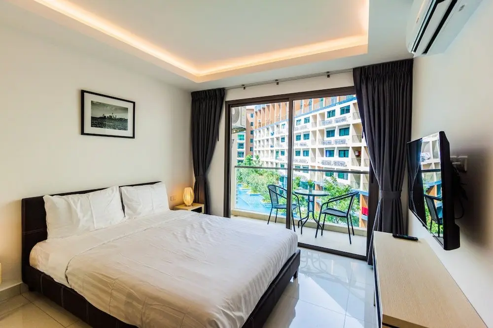 Паттайя: Laguna Beach Resort 2 by Pattaya Sunny Rentals