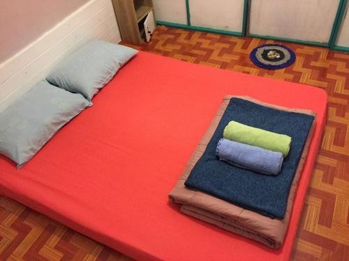 Паи: Monjamsilp Abstract Art Home