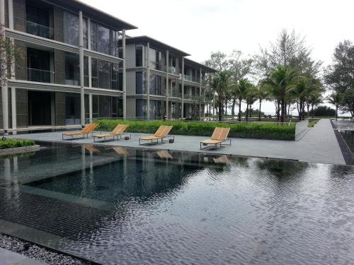 Тхаланг: Phuket Property inc.