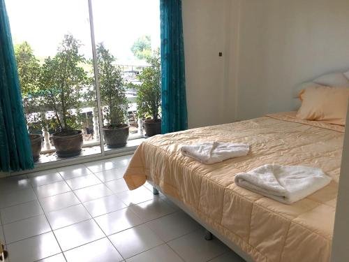 Банг-Саре: Garden House Bang Saray