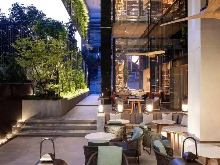 Бангкок: Novotel Living Bangkok Sukhumvit 34