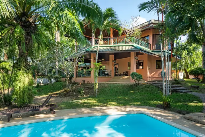 Пхукет: Big Pool with Terrace and Parking near Big Buddha Villa