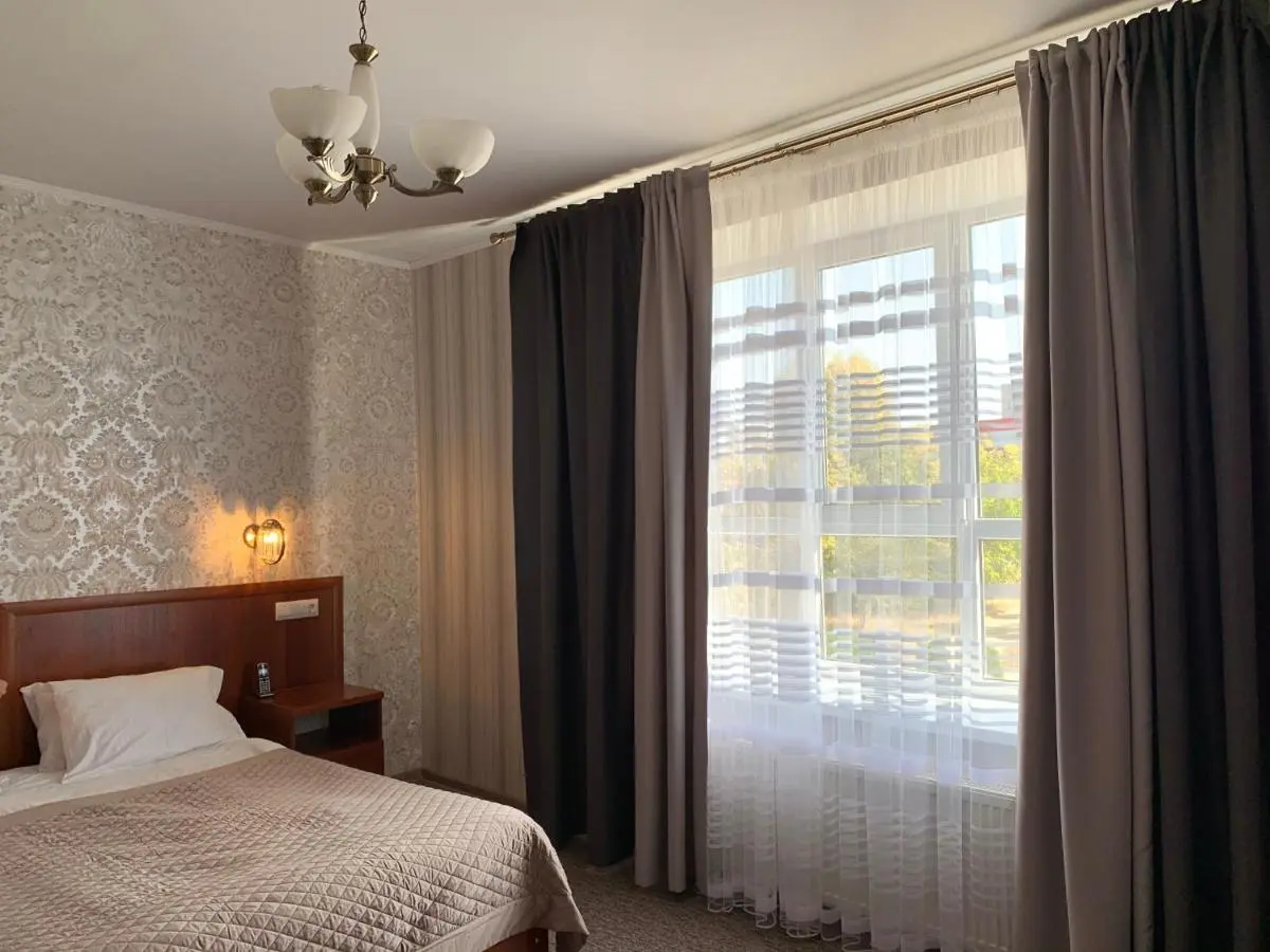 Георгиевск: Hotel Korona
