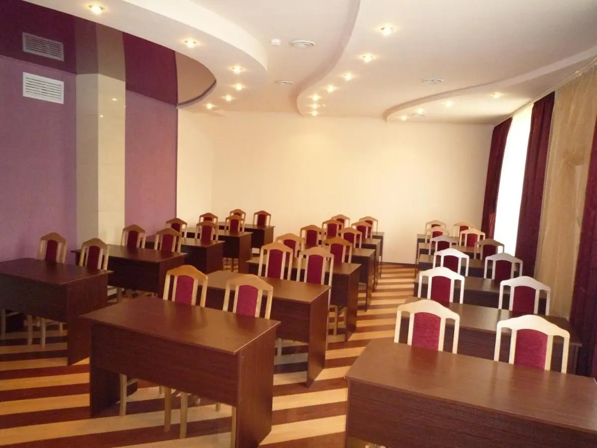 Георгиевск: Hotel Korona