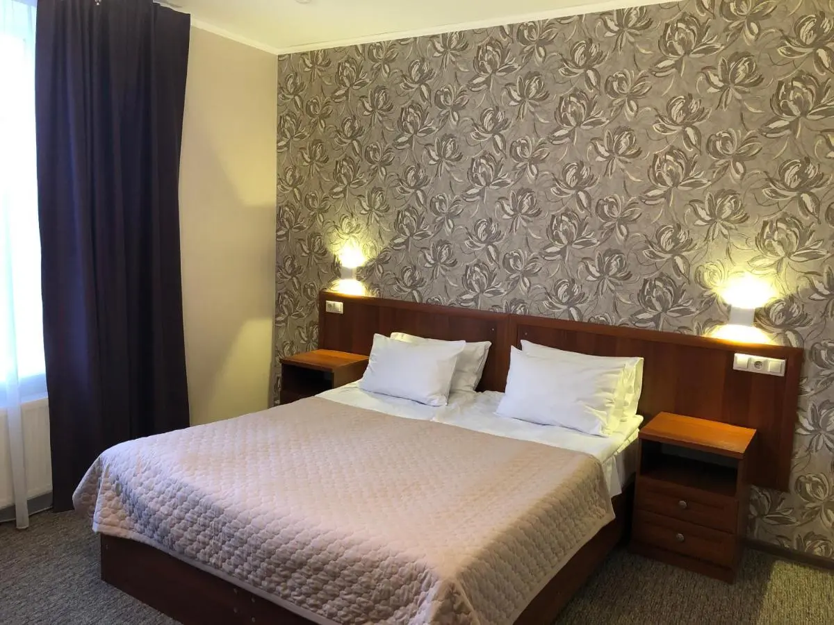 Георгиевск: Hotel Korona