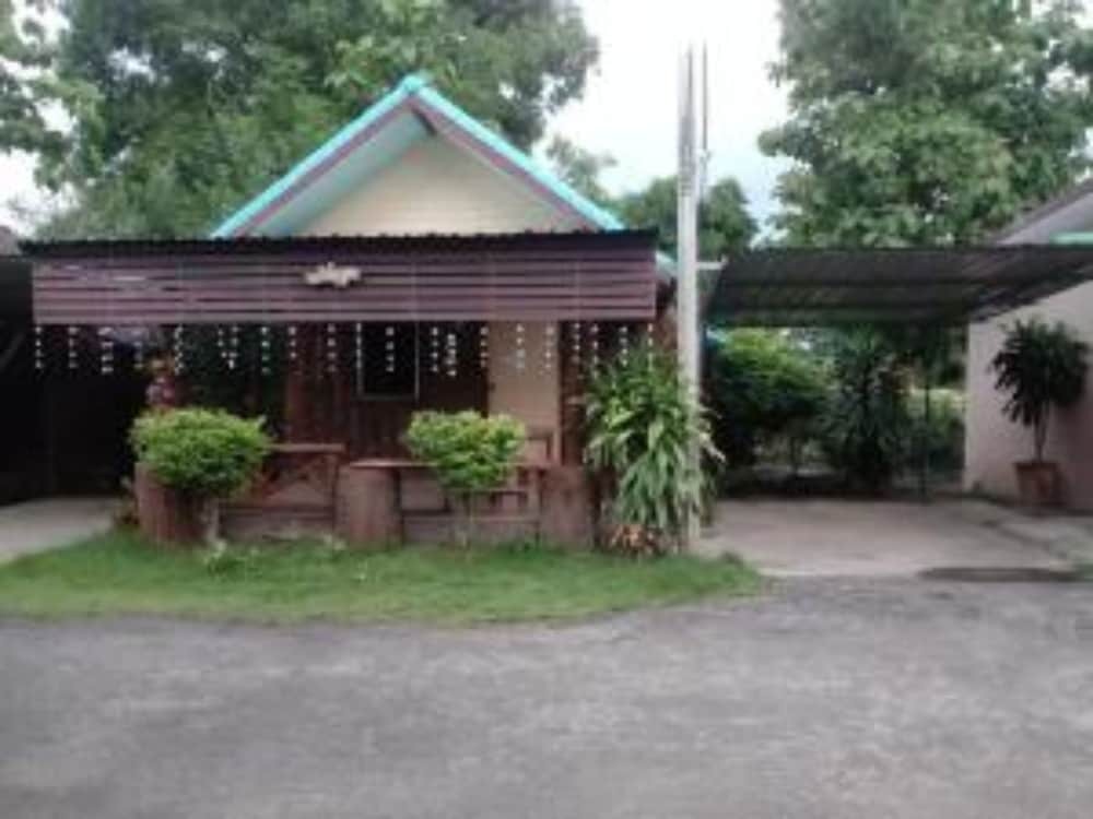 Нонгкхай: Nong Kho Resort by OYO Rooms