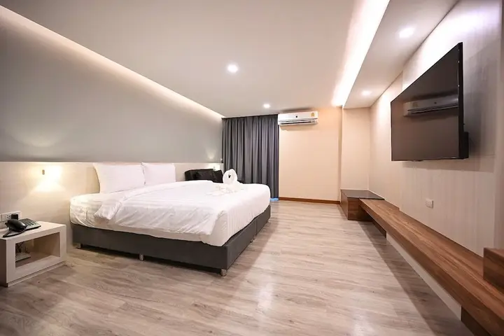 Кхонкэн: L2 Hotel