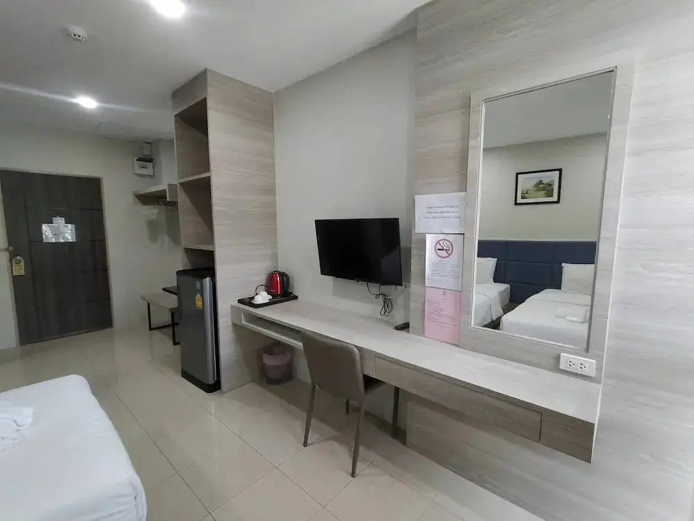 Саттахип: Sattahip 9 Boutique Hotel OYO Rooms