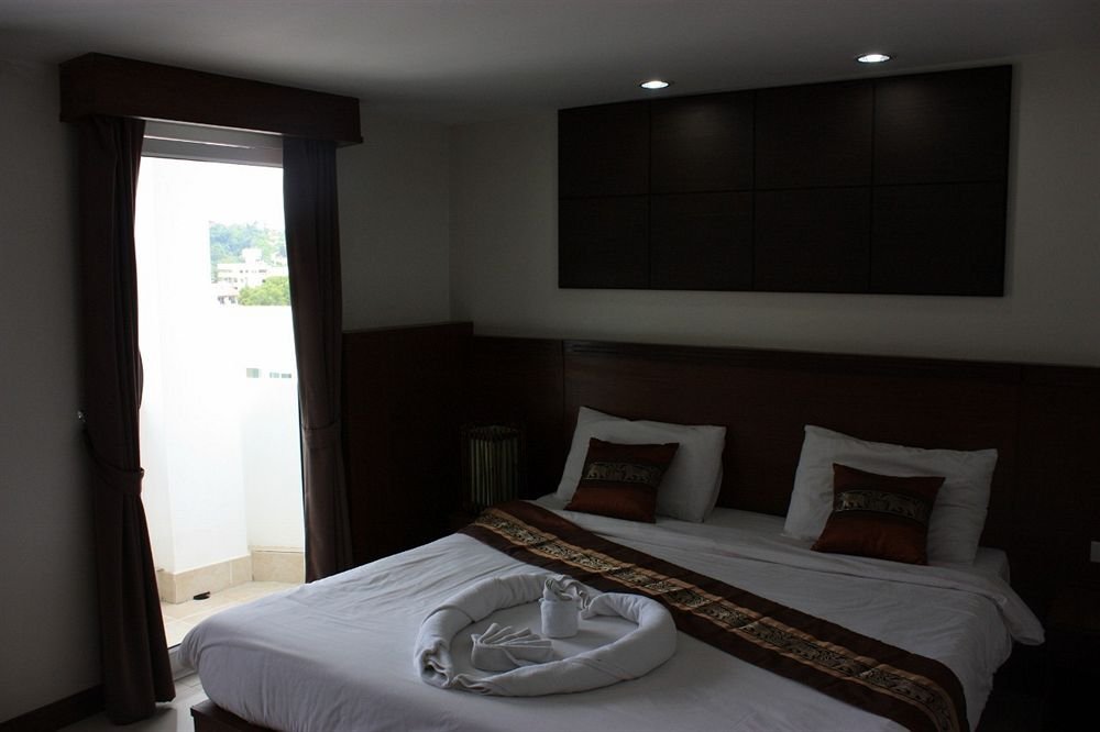 Кату: Home 8 Hotel