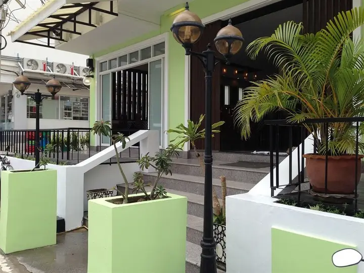 Кату: Home 8 Hotel