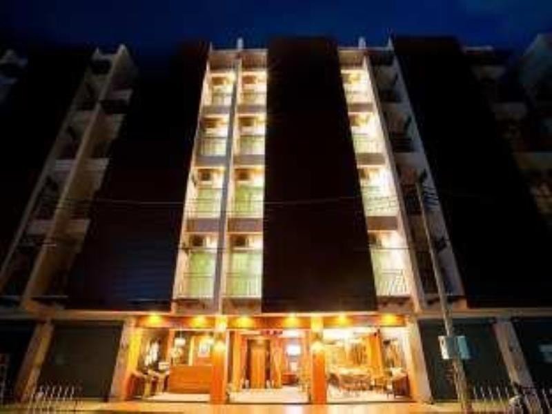 Тхаланг: Deva Suites