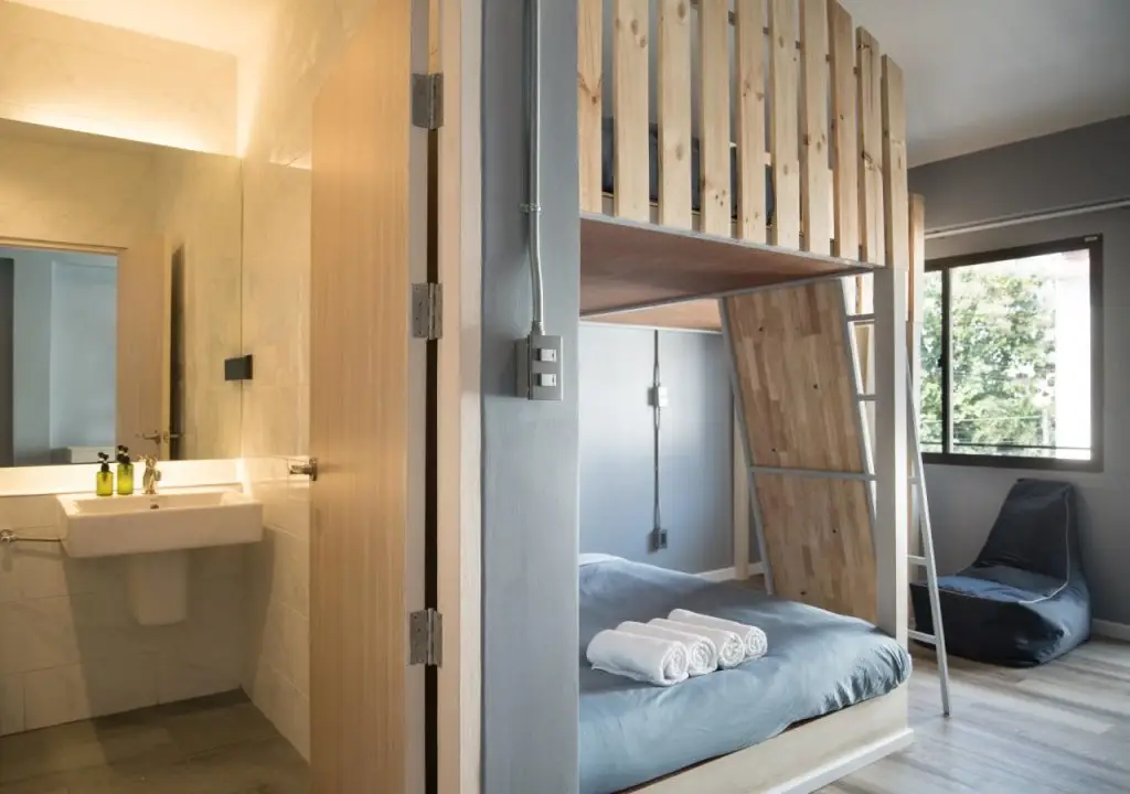 Чиангмай: Arch 39.17 The Camp Nimman