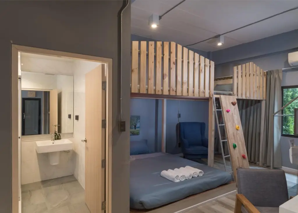 Чиангмай: Arch 39.17 The Camp Nimman