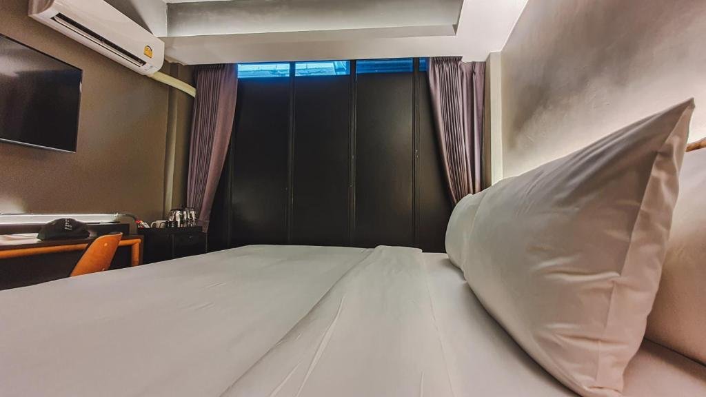 Бангкок: Hotel Ordinary Bangkok