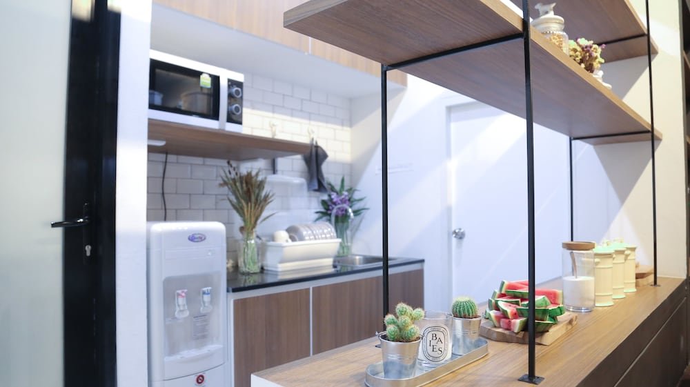 Бангкок: LaMurr Sukhumvit41 (Hostel)