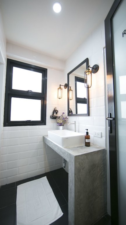 Бангкок: LaMurr Sukhumvit41 (Hostel)
