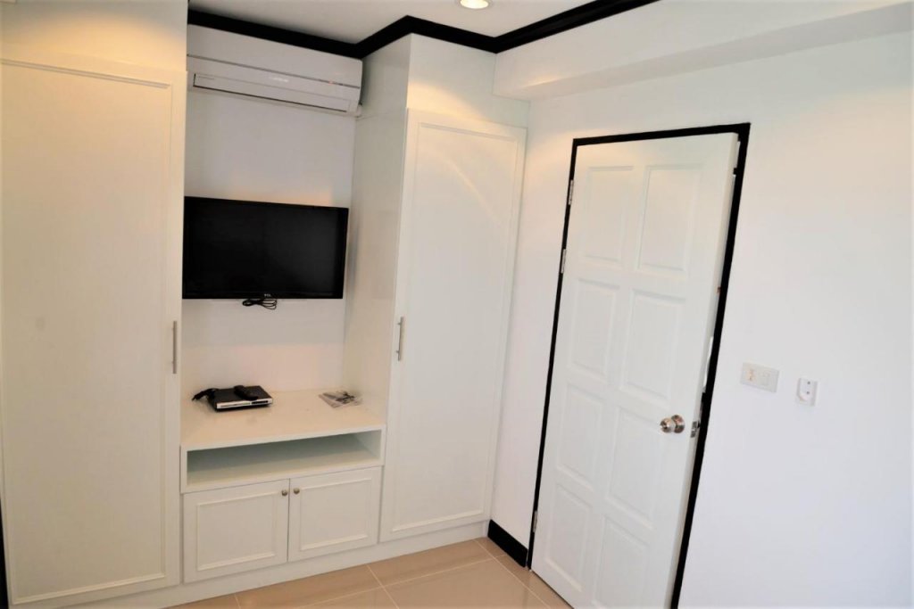 Паттайя: 2 Bedroom Corner Apartment Jomtien Beach Condominium Pattaya